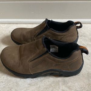 Kids Merrell size 3 EUC